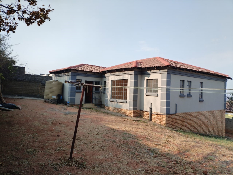 3 Bedroom Property for Sale in Geelhoutpark North West